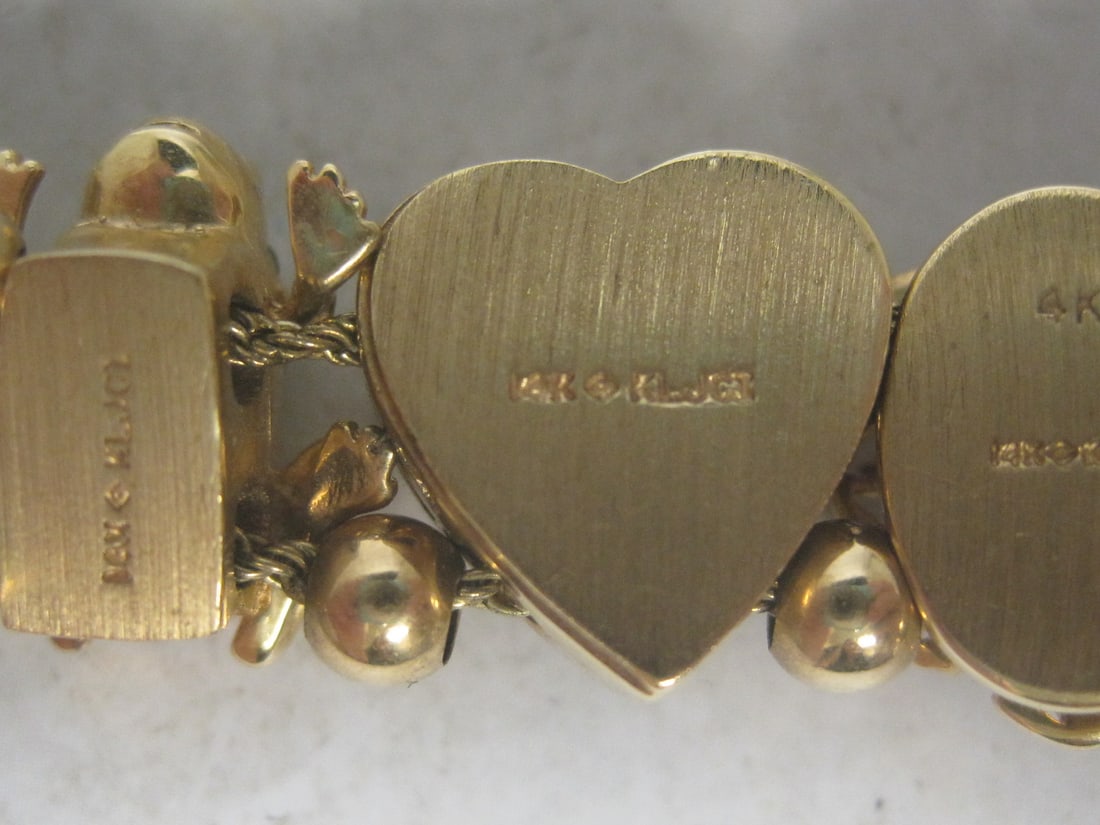 7" 14k Gold Richard Klein Slide Charm Bracelet - 9
