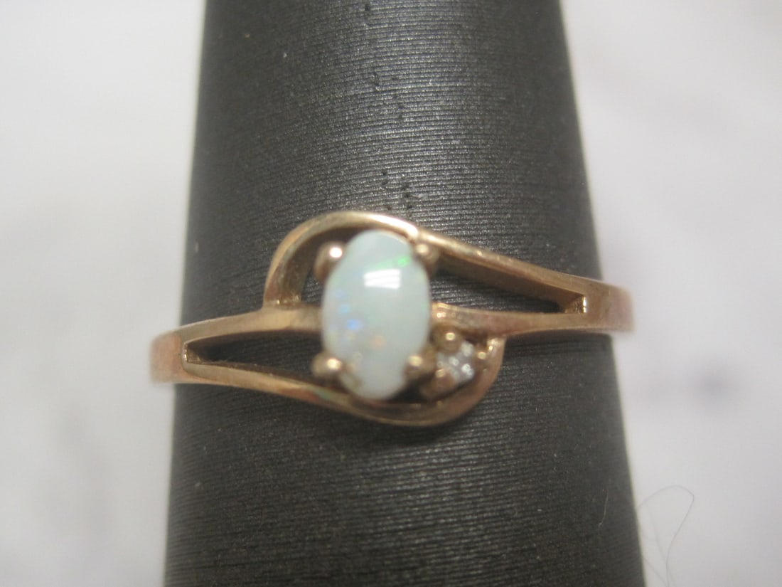 10k Gold Opal Ring - 2