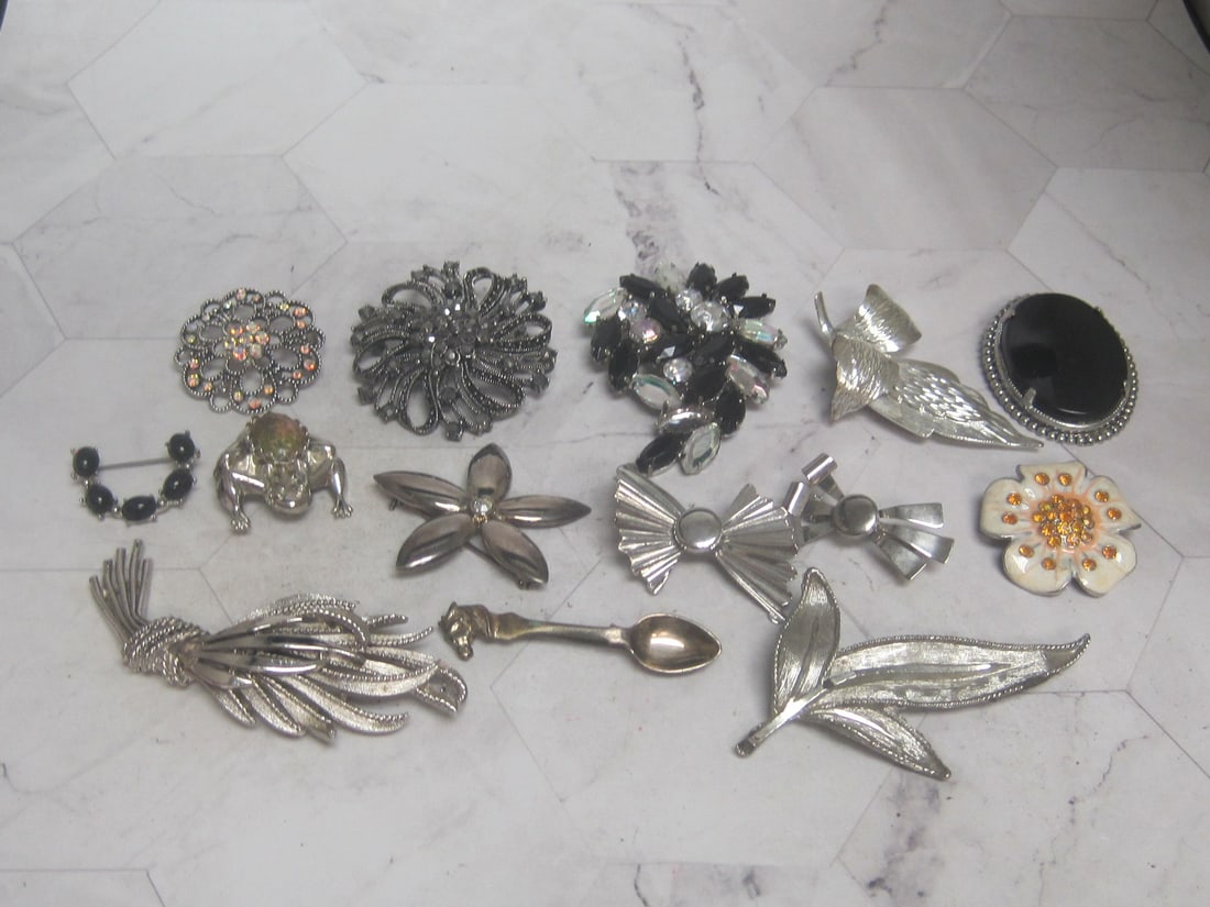 Lot of 14 Silvertone Brooches: Some signed 