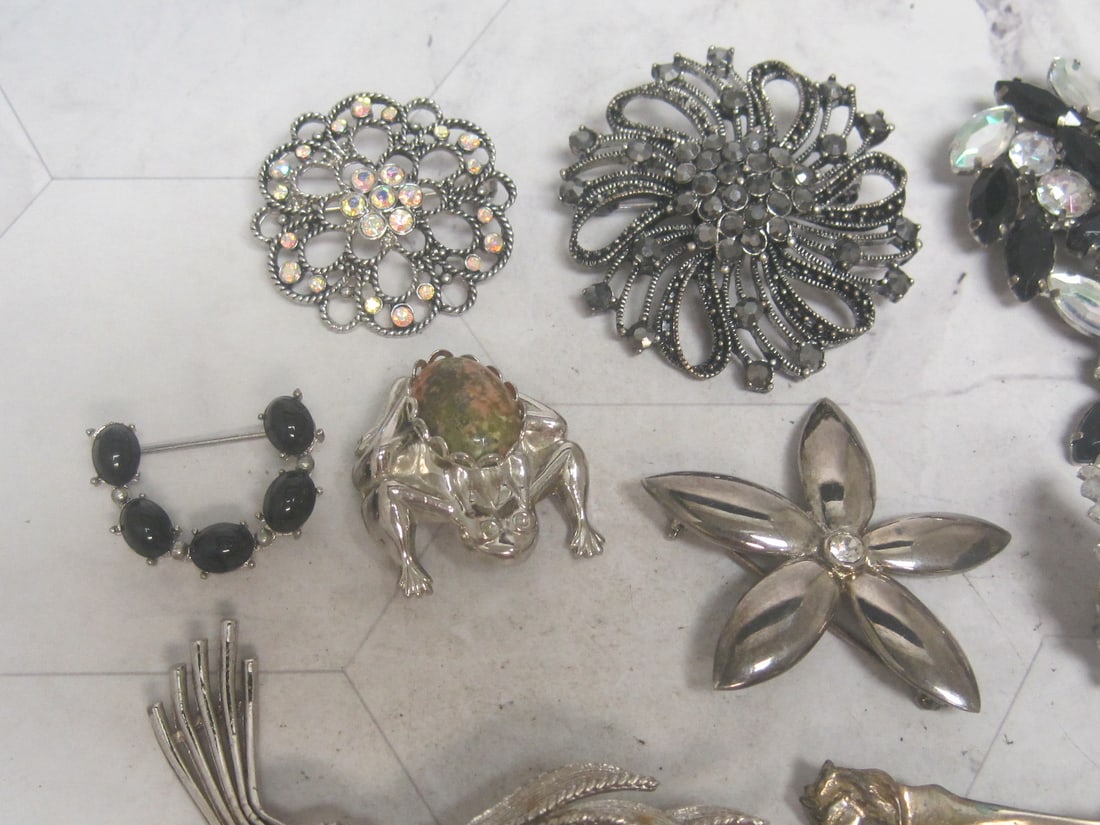 Lot of 14 Silvertone Brooches - 2