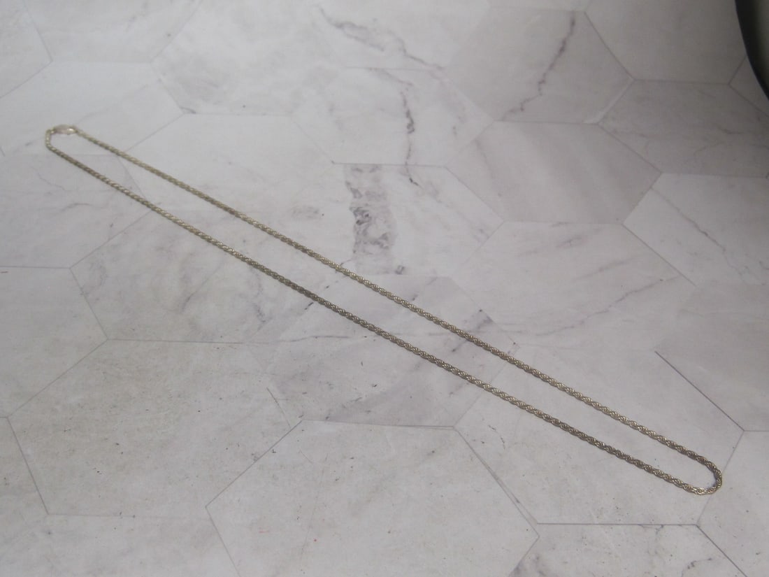 24" Sterling Silver Rope Chain: Weighs 7.5 grams 