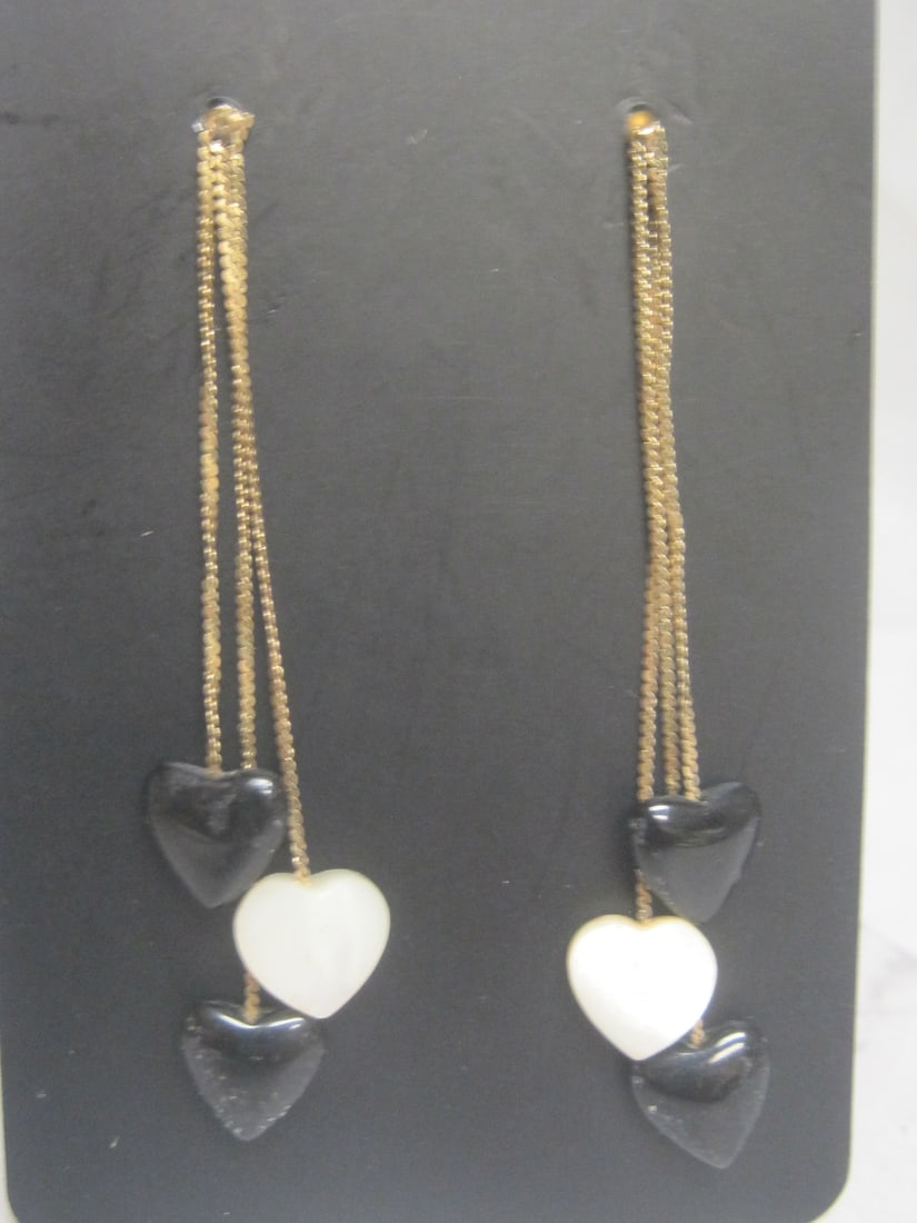 14k Gold Pierced Earrings with Heart Stones: Weighs 2.6 grams