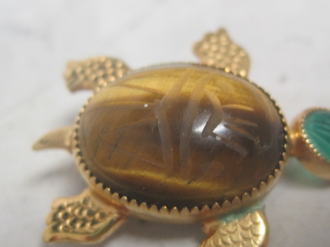 Vintage Turltle Gold-filled Brooch with Tiger's Eye Shell & Green Stone - 2