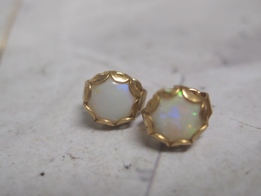 18" 14k Gold Chain with Faux Opal Pendant, Earrings, & Stick Pin - 4