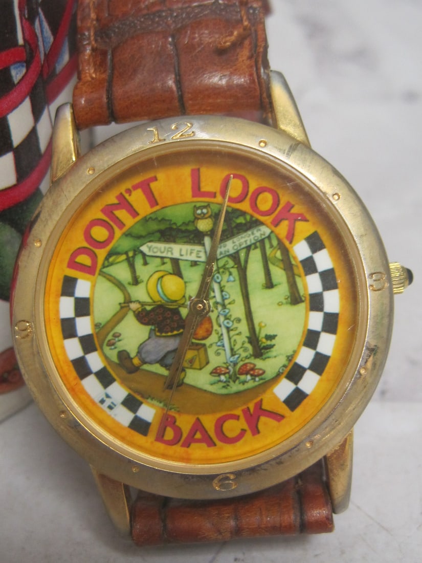 Mary Engelbreit Watch "Don't Look Back" in Box - 2