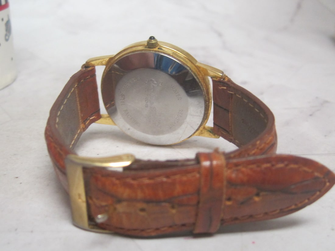 Mary Engelbreit Watch "Don't Look Back" in Box - 3