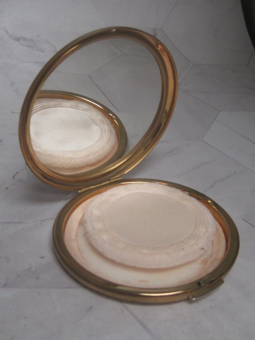 Lot of 2 Vintage Compacts - 3