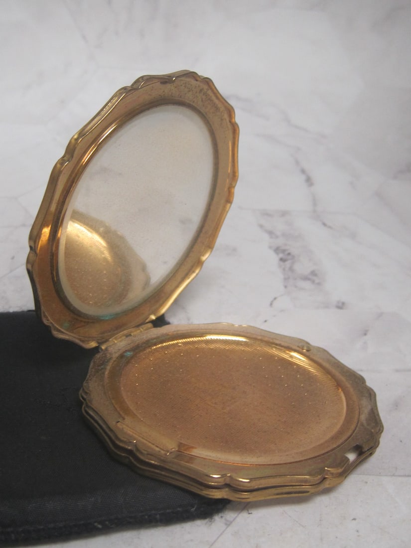 Lot of 2 Vintage Compacts - 5