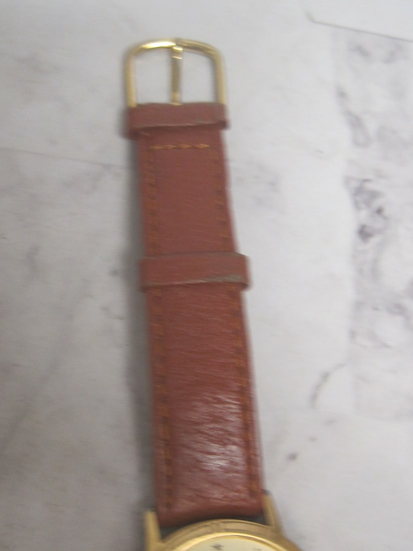 Vintage Lorus Mickey Mouse Watch - 5