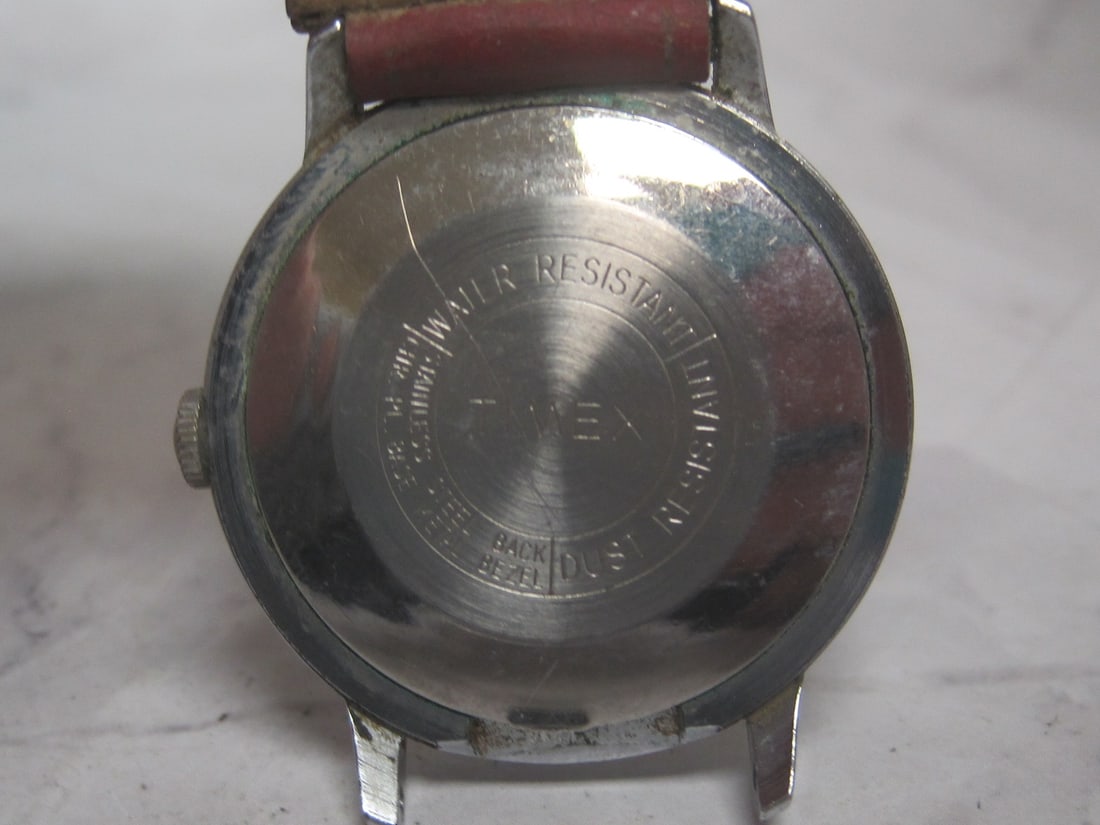 Vintage Timex Mickey Mouse Watch - 5