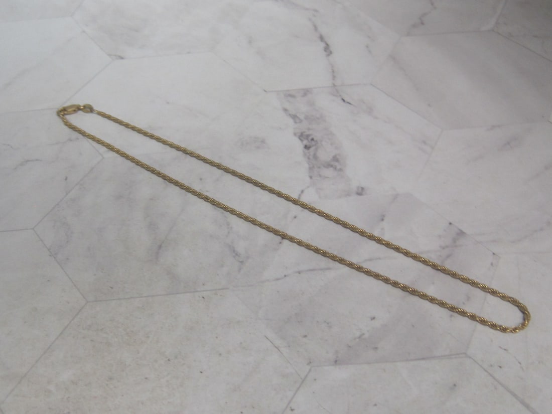 15 1/2" Gold over Sterling Silver Rope Necklace: Weighs 4.8 grams 