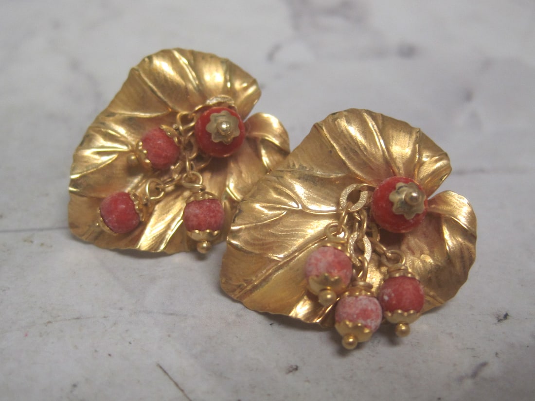 14k Gold Leaf Pierced Earrings with Coral Beads: Weighs 4.8 grams 