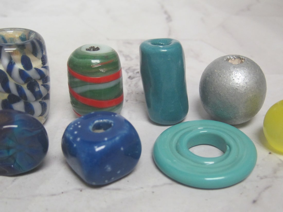 Lot of Art Glass & Pottery Beads - 3