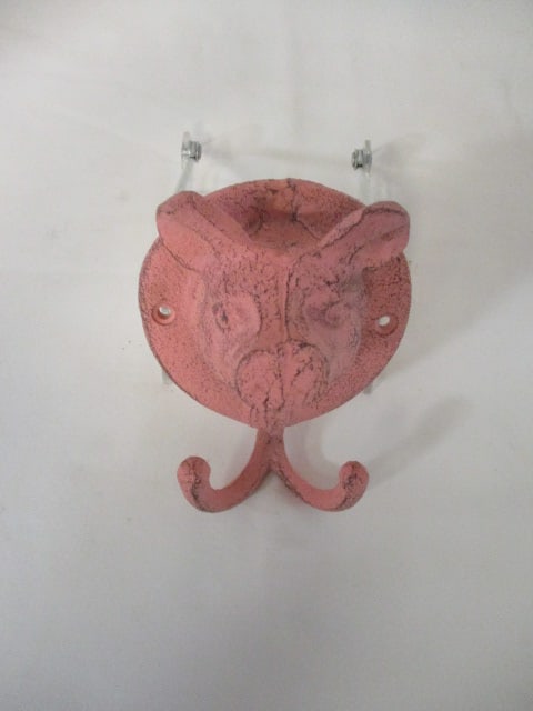 Cast Iron Pig Wall Hook: 5 1/2"