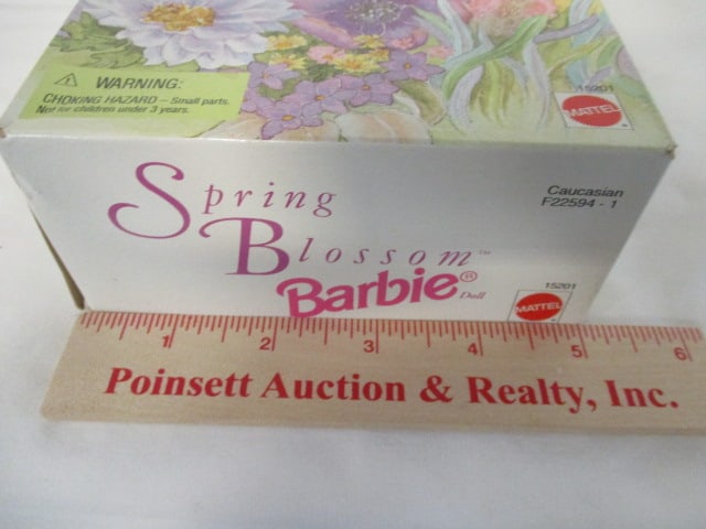 Avon Exclusive 1995 1st in Series Spring Blossom Barbie - 11
