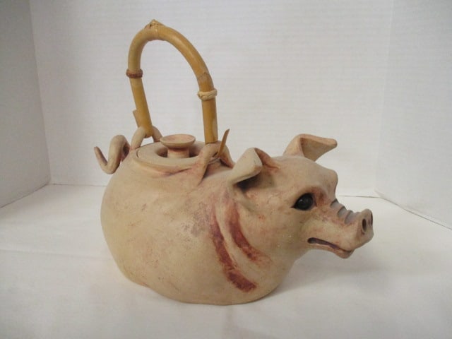 Matte stoneware Pig Teapot w/Bamboo Handle - 2