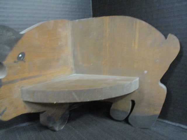 Pig Corner Shelf & Easter Pig - 4