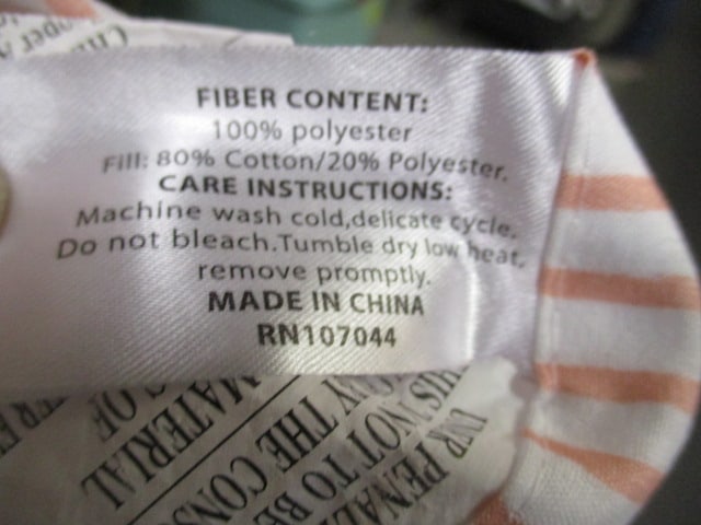 King Size Bedding (Quilt, 2 Shams, Skirt) - 4