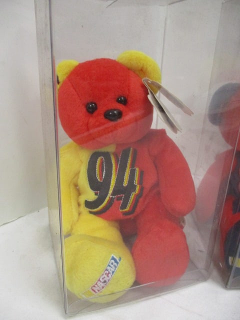 Nascar Collectible Bears (18,2,6,94,88,99,24) - 2
