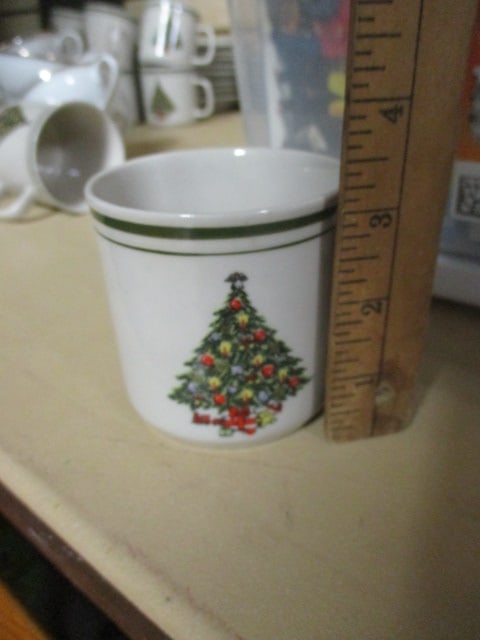 Christmas Tree Stoneware Dinnerware (33 Pieces) - 7