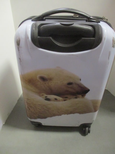 Polar Bear Med. Size Rolling Suit case National Geographic - 5
