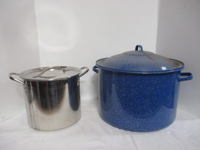 Enamel Canner & Stainless Steel Stockpot: . 
