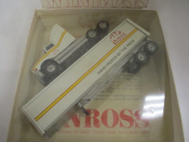 Winross MacTools Die Cast Truck in Box - 2