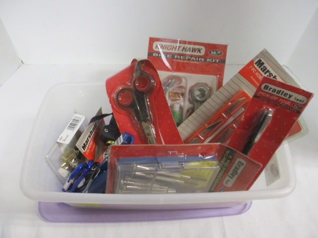NIP-Tools-Locks, Knife Set, Mini Brush Set, Carabiners, etc.: . 
