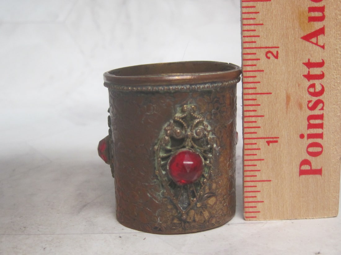 Apollo "Jeweled" Dresser Item - 6