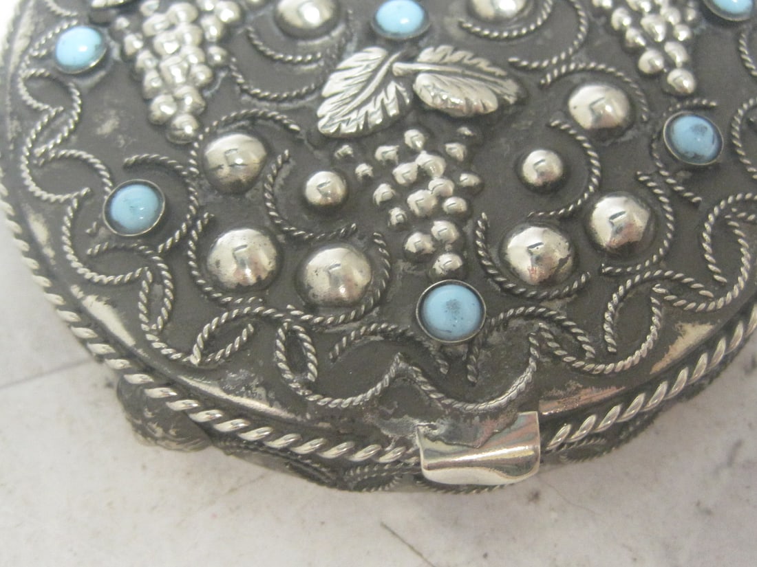 Vintage Silver Compact with Blue Stones - 2