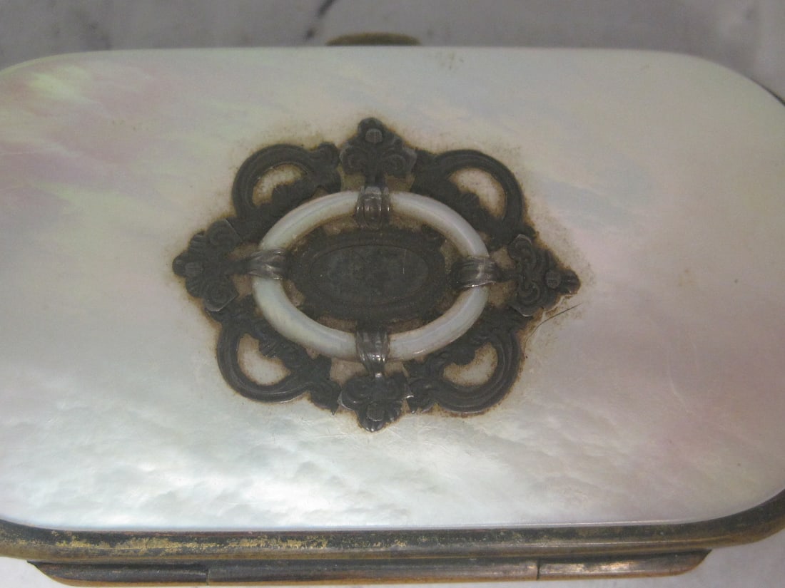 Victorian Needle Sewing Case - 2