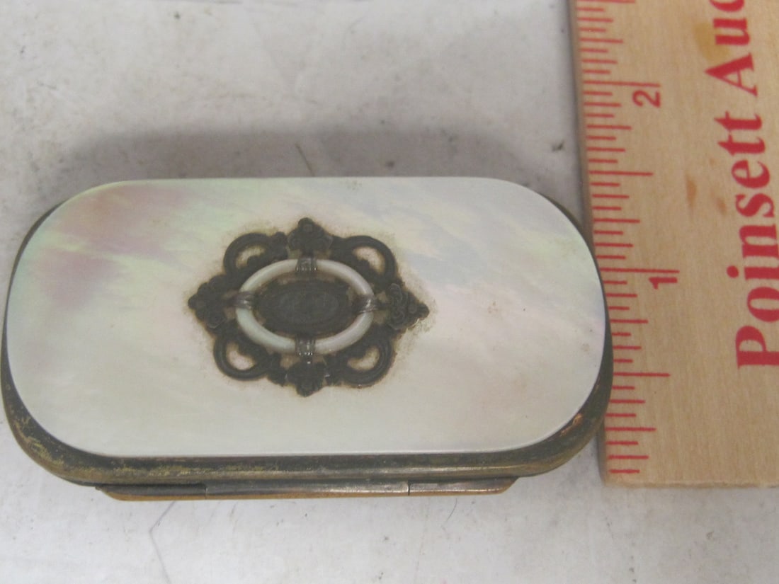Victorian Needle Sewing Case - 9