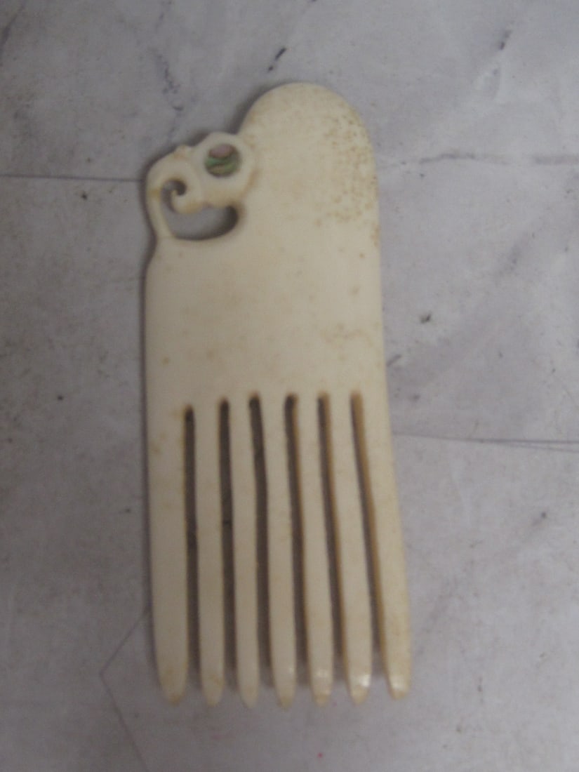 Carved Tribal Style Hair Piece - 2