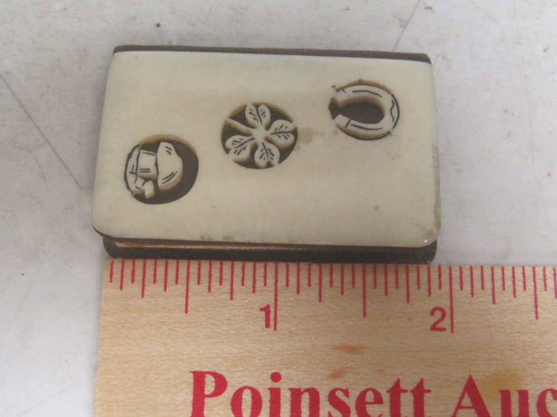 Carved 1922 Calendar Miniature Book - 6