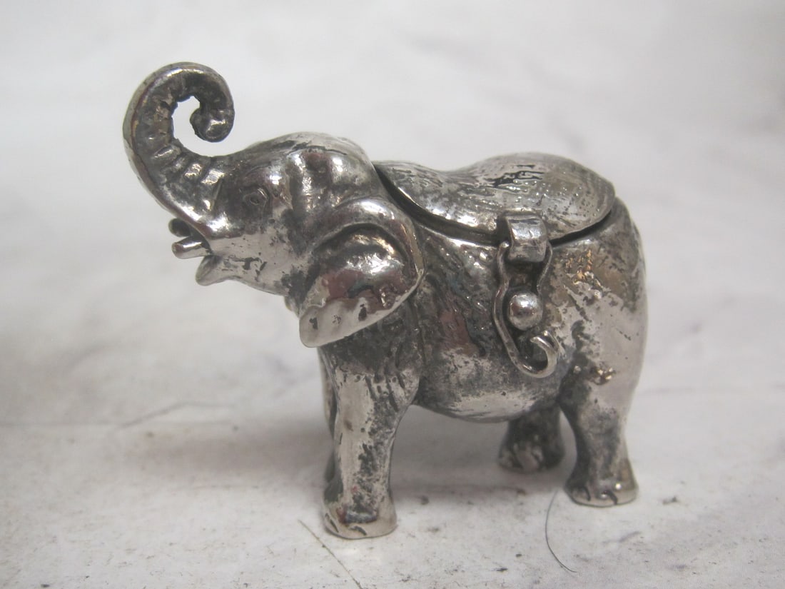Figural Elephant Pill or Trinket Box: Silver finish, 2" x 1 1/2" 