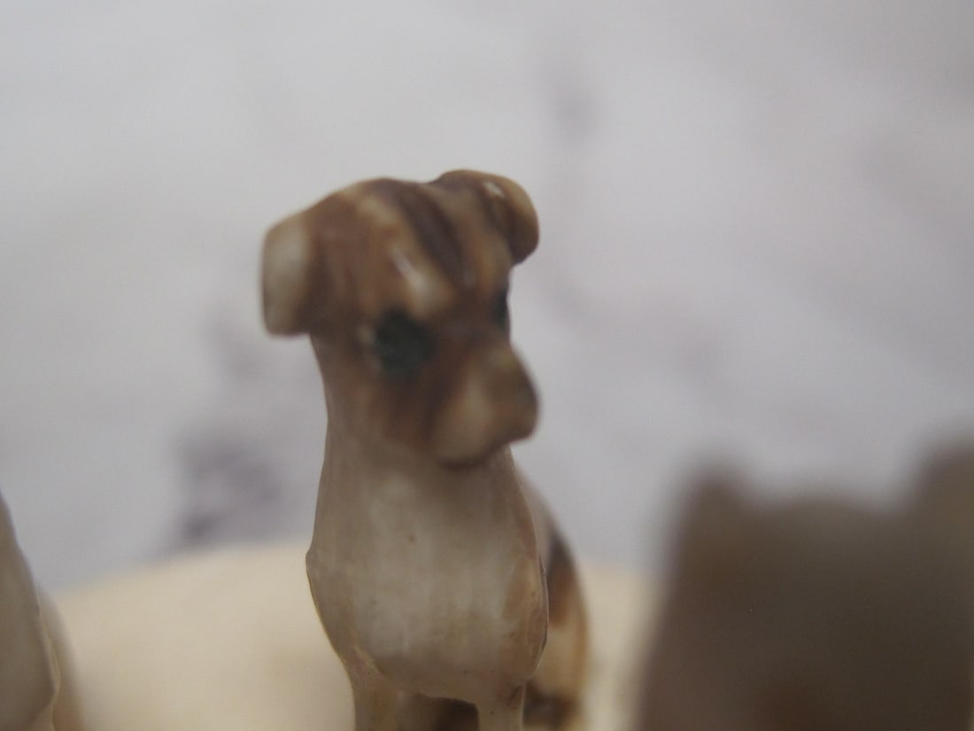 Wonderful Carved Figural Dog Group - 3