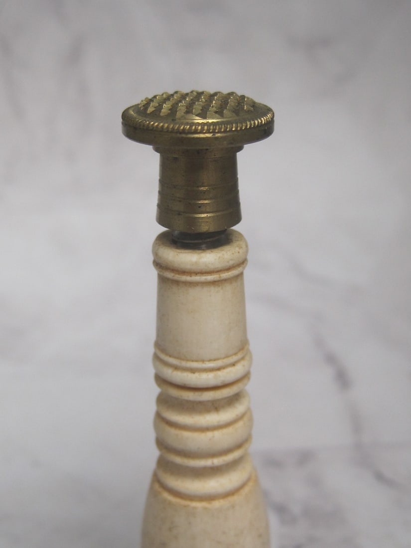 Antique Carved Wax Stamp or Seal - 2