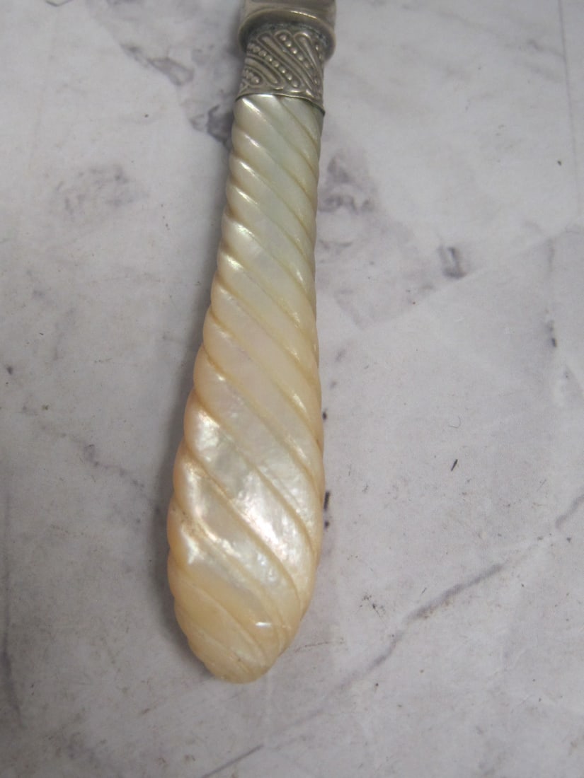 English Master Butter Knife - 2