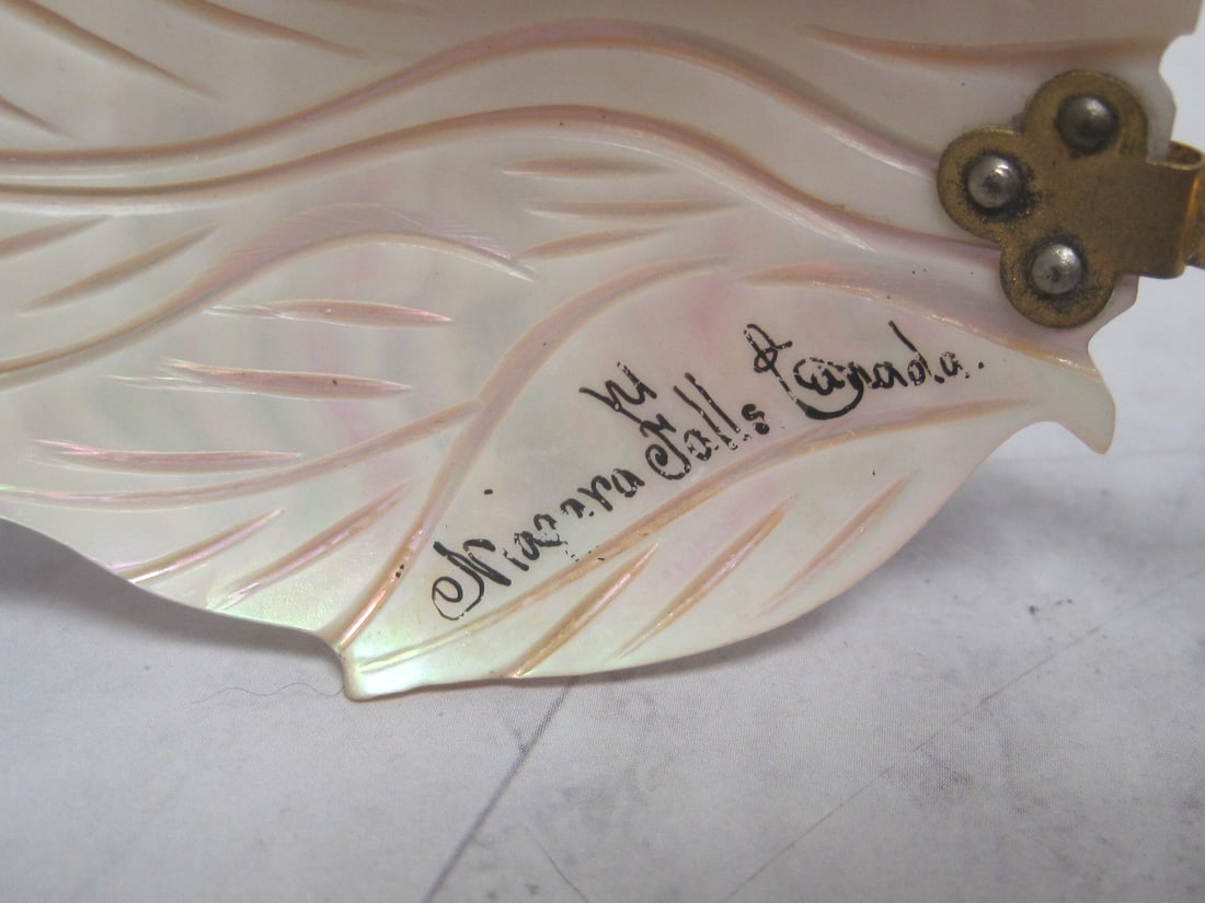 Victorian Carved Abalone & Brass Berry Spoon - 3