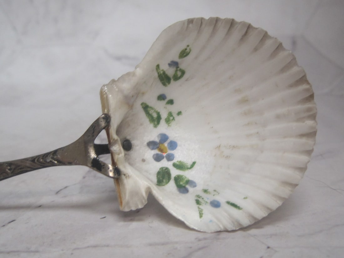 Unusual Art Nouveau Victorian Serving Spoon - 2