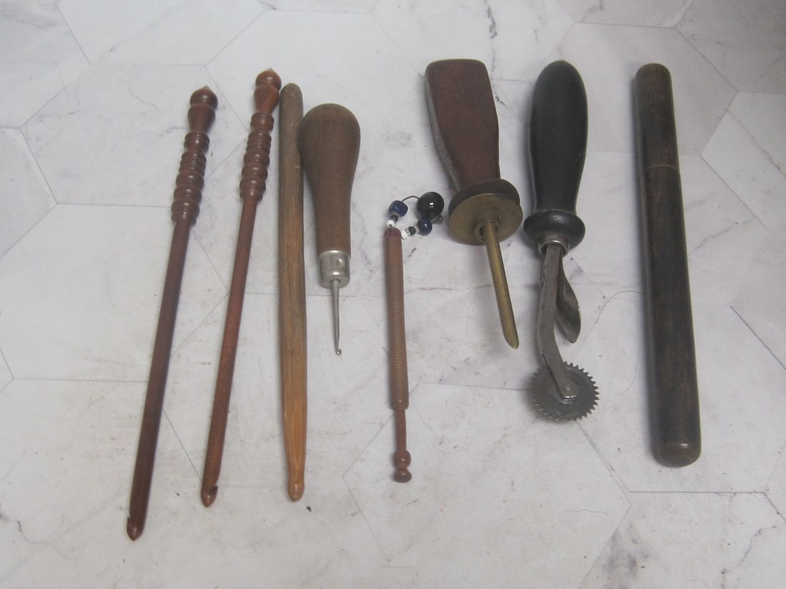 Lot of 8 Vintage Wooden Sewing Tools: Includes lace tambour, hole punch, and more. Longest is 7" 