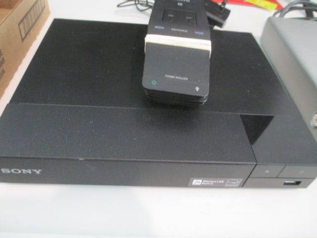 Sony BDP-S3700 Blu-Ray Disc/DVD Player with Two Remotes: Wireless LAN built in, powers on