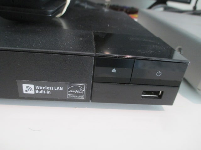 Sony BDP-S3700 Blu-Ray Disc/DVD Player with Two Remotes - 2