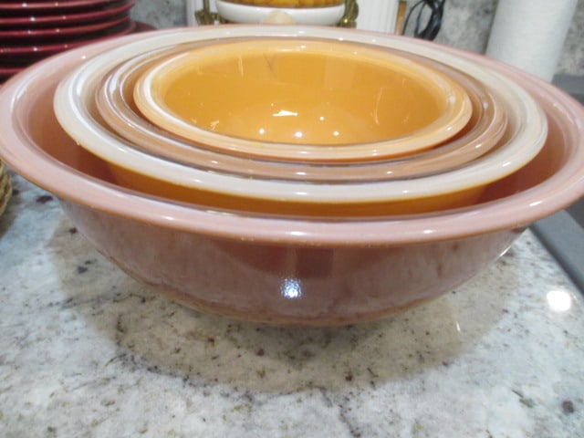 Vintage 4 Piece Pyrex Autumn Rainbow Pattern Nesting Mixing Bowls: 7"dia, 8 1/2"dia, 10"dia, 11 3/4"dia, few marks from bowls "rubbing" against one another 