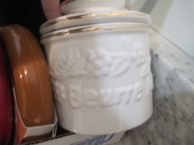 Specialty Kitchen Utensils-Zyliss Professional Cheese Grater, Martha Stewart - 4