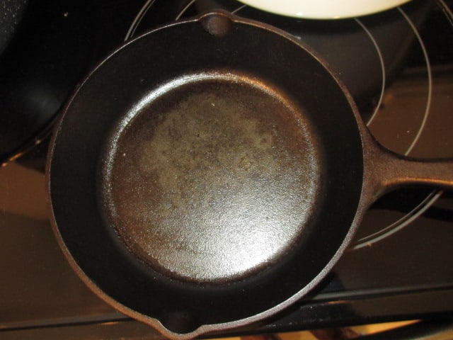 Lodge 8 1/4" Cast Iron Skillet - 2