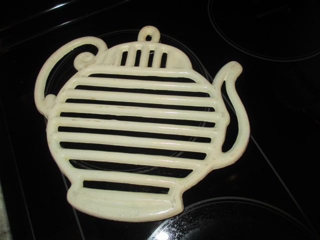 Cuisinart Black Enamel Kettle and Two Cast Metal Trivets - 5