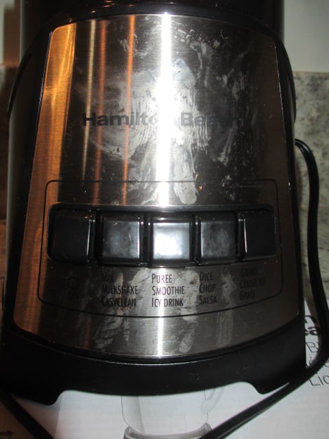 Hamiliton Beach Blender with Pour Spout Lid - 3