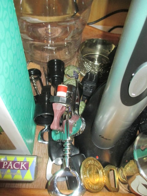 Accordion Wine Rack, Bottle Openers, Ice Bucket, Oster Power Wine Opener, - 5