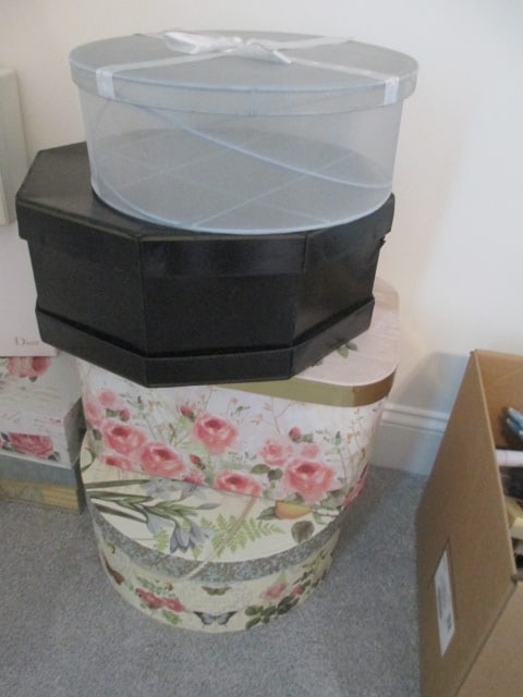 Large Grouping of Nice Candles, Decorative Boxes, Room Sprays, Fragrance Warmers, - 18